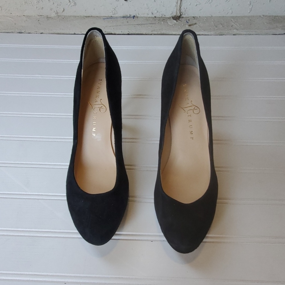 Black Suede Ivanka Trump Heels Sz 7
